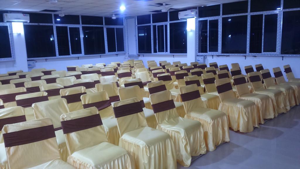 Hotel Parshuram Guwahati Luaran gambar