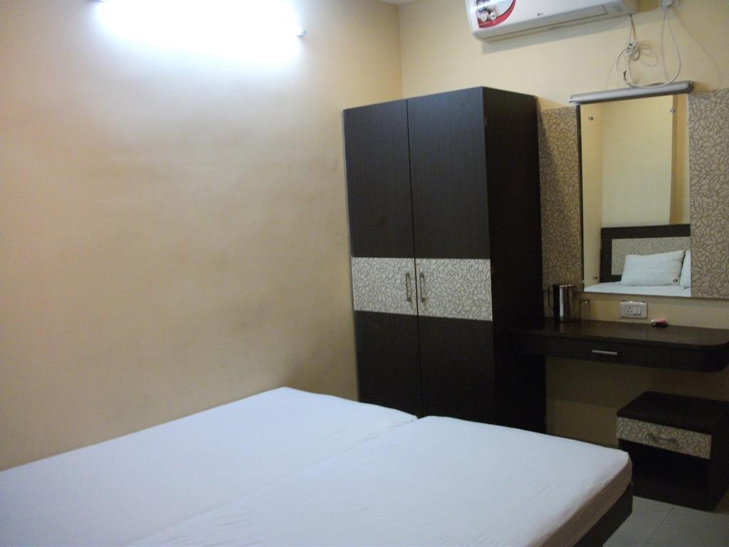 Hotel Parshuram Guwahati Luaran gambar