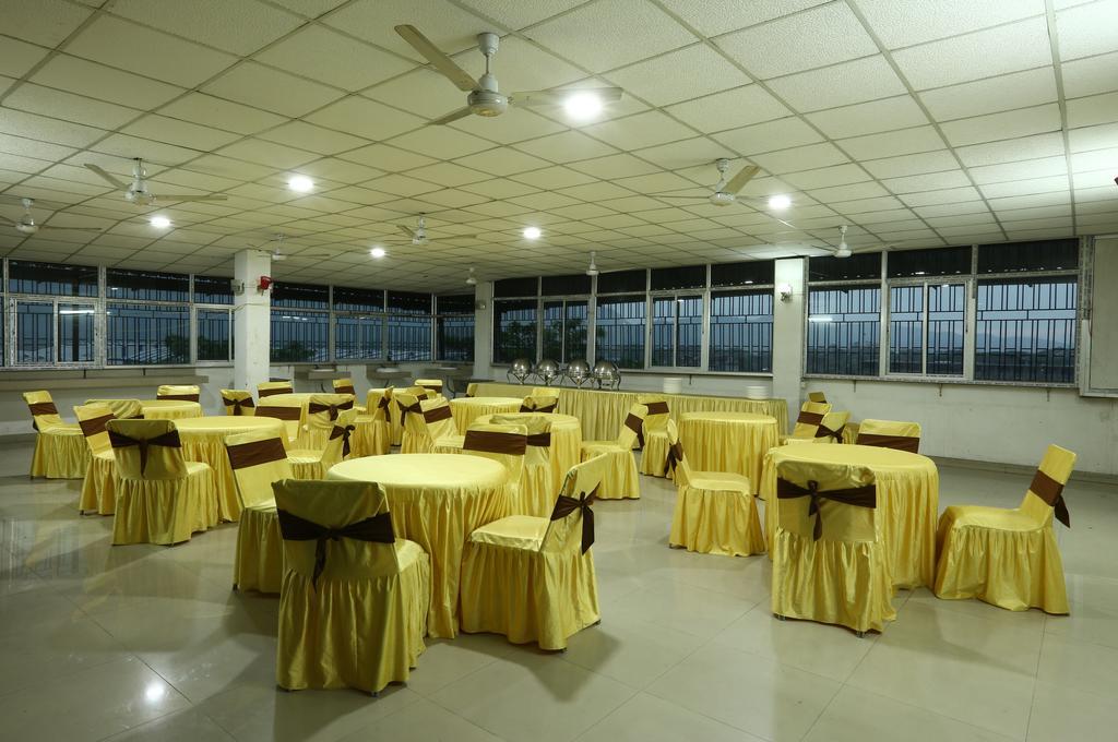 Hotel Parshuram Guwahati Luaran gambar